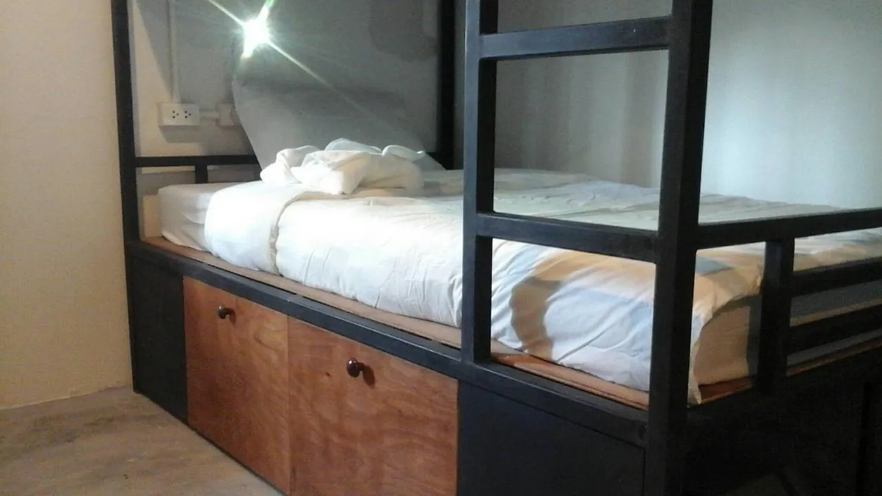 Best Stay Hostel At Lanta Ko Lanta Thaiföld