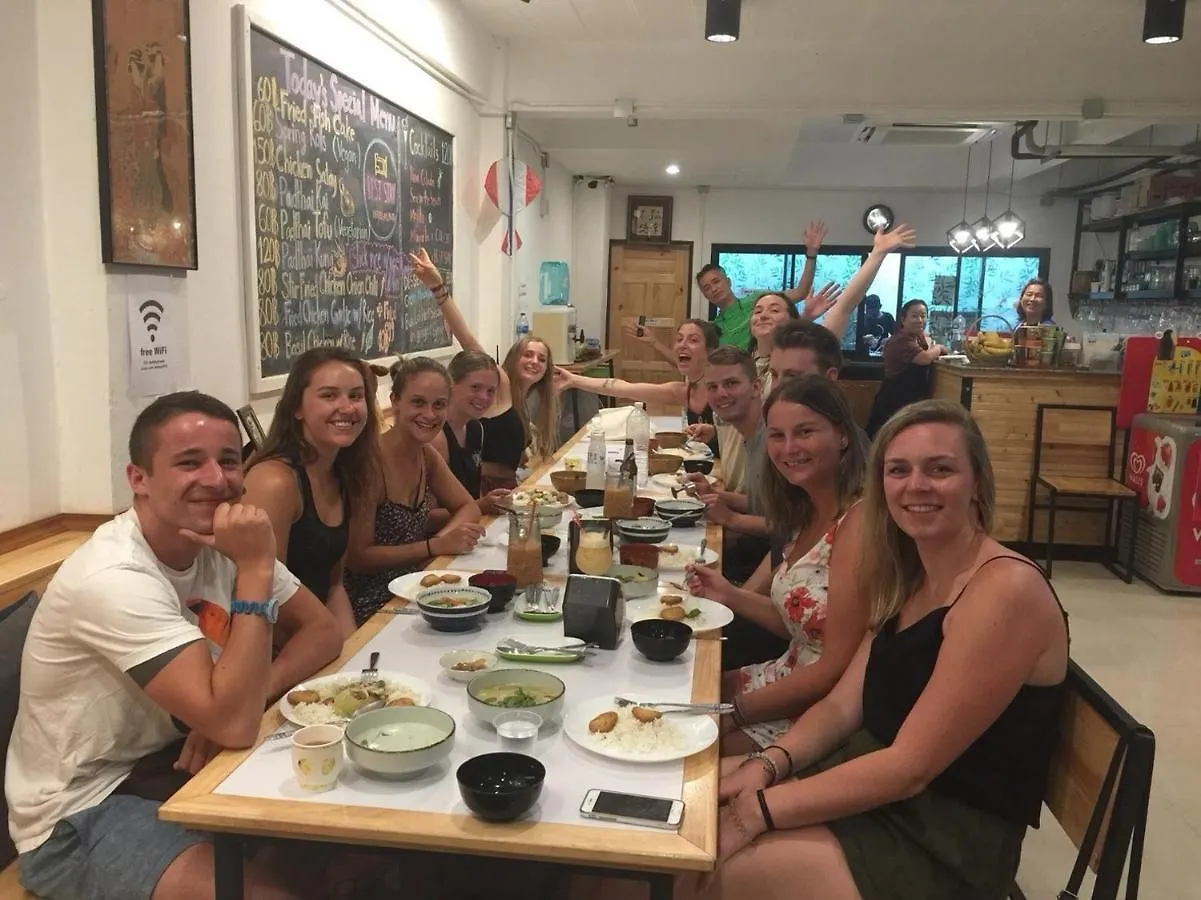 Best Stay Hostel At Lanta Ko Lanta Thaiföld